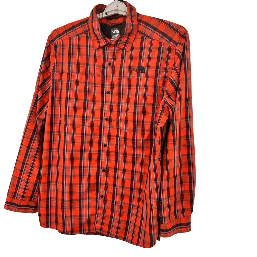 The North Face Mens XL Red Black Plaid Long Sleeve Hiking Button Up Shirt 1583‎